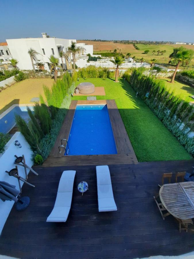 Superbe Villa Avec Piscine Plages Des Nations Rabat Exterior photo